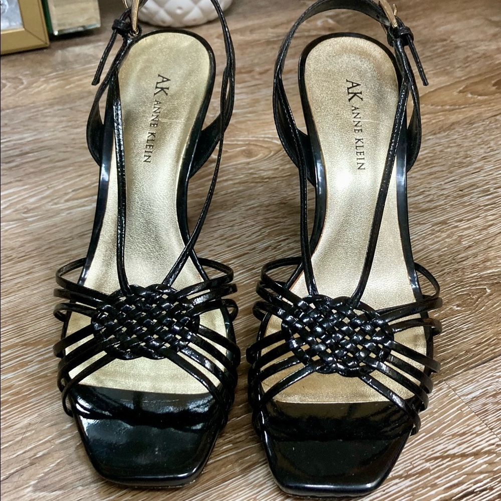 Anne Klein strappy heels - Picture 7 of 7
